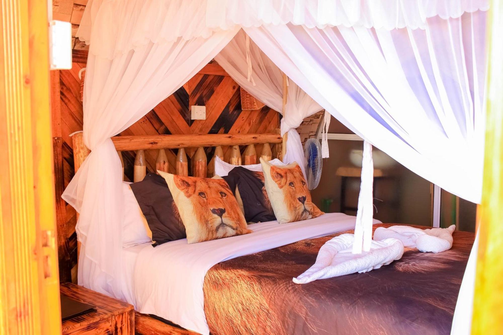 Amanya 1 -Bed King Lion Tent อัมโบเซลี ภายนอก รูปภาพ